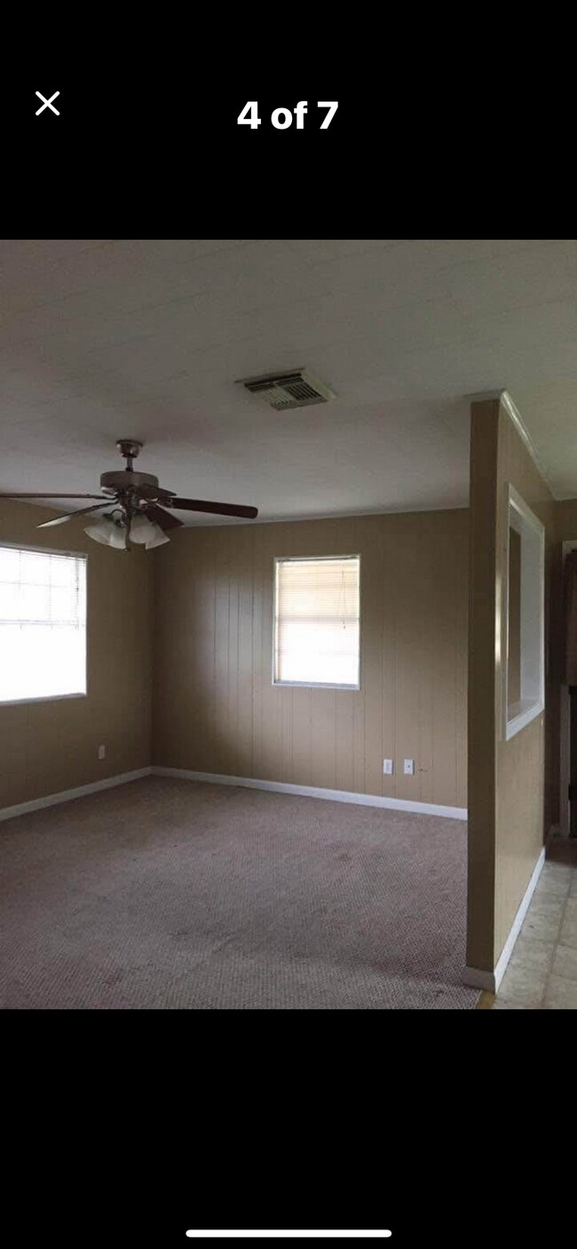 Foto del edificio - 155 S Riceland Rd