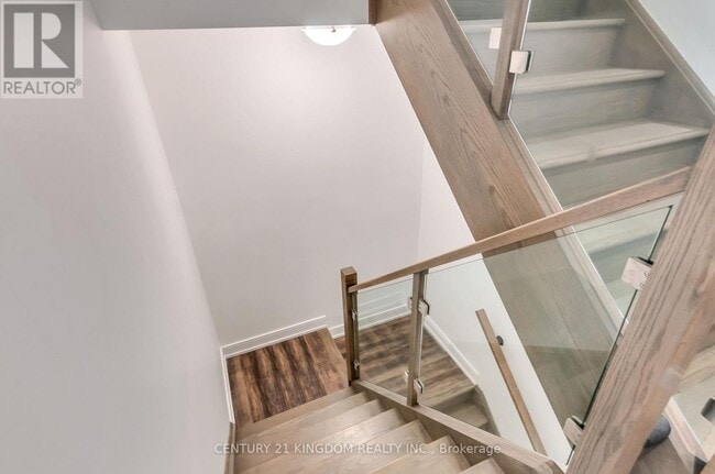 Building Photo - 590 Rapids Ln