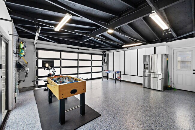 Building Photo - 1581 Baker St