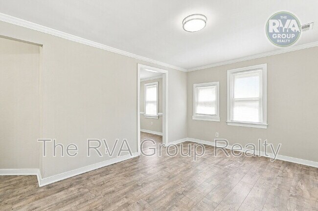 Foto del edificio - 2212 E Nine Mile Rd
