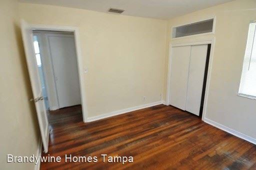 Building Photo - 2 br, 1 bath House - 446 Rotary Pl NE