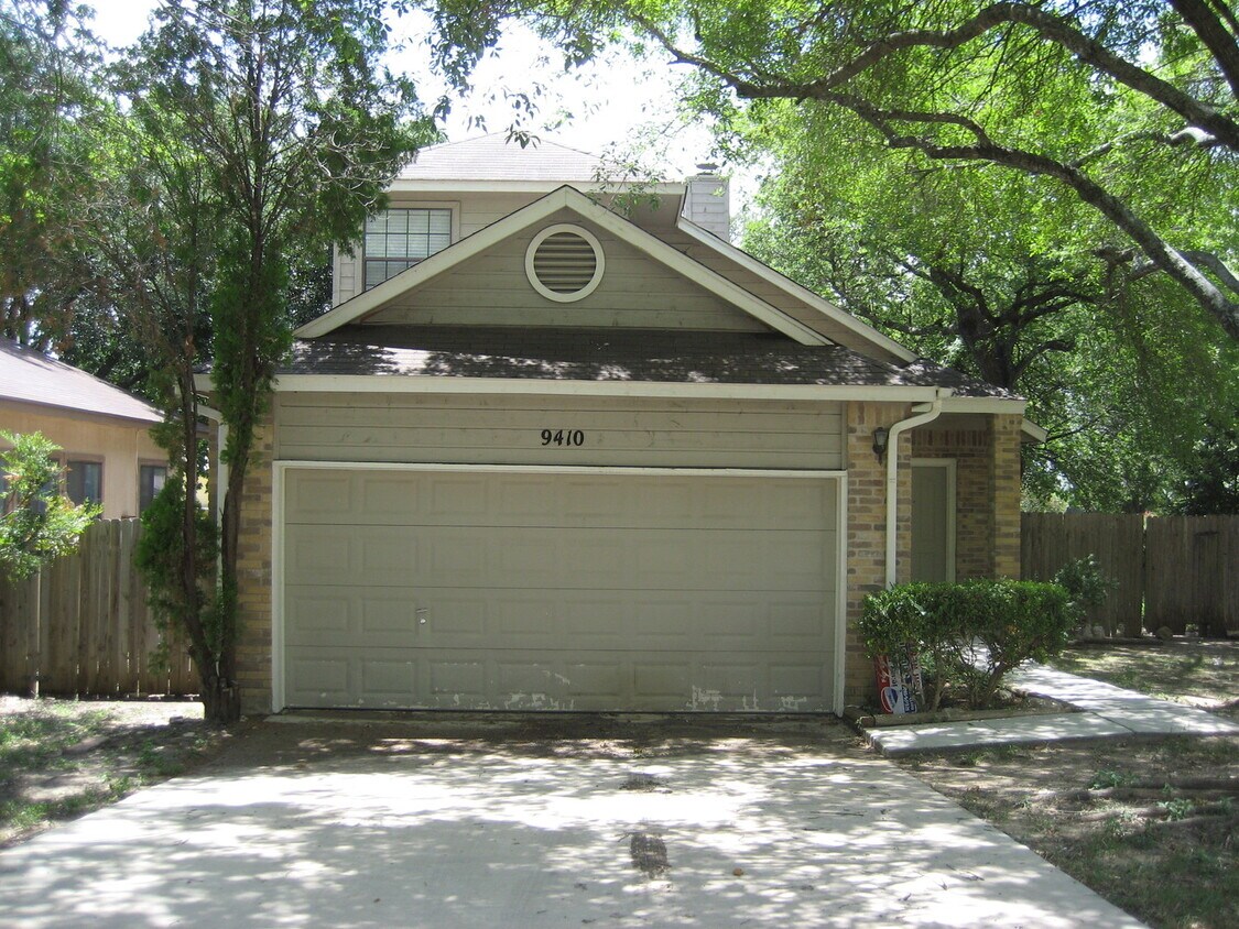 CUTE 3 BEDROOM IN NORTHSIDE ISD***GREAT FL... - CUTE 3 BEDROOM IN NORTHSIDE ISD***GREAT FL...