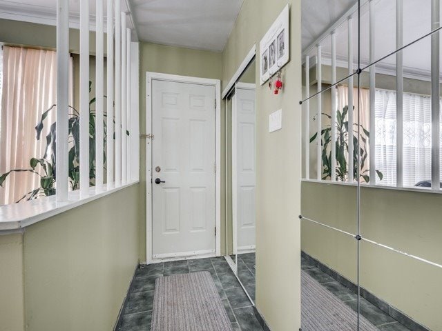 Primary Photo - 2 Stratton Ave