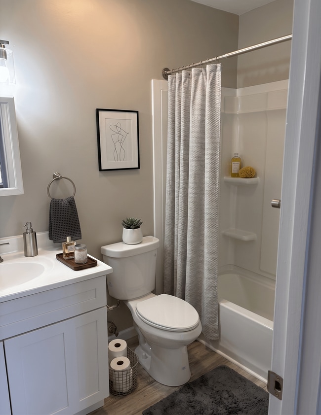 Interior Photo - The Oaks Apartments