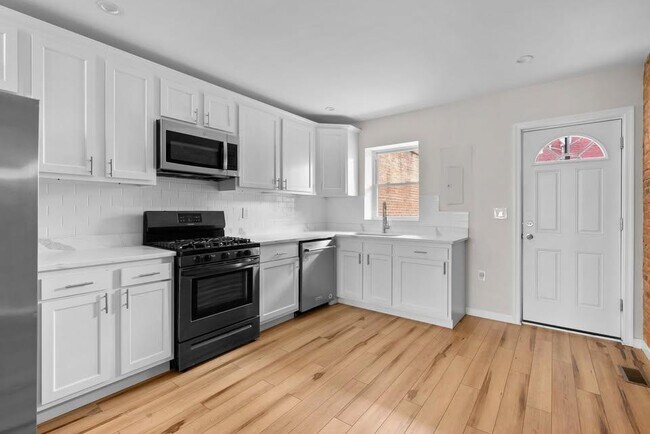 Foto del edificio - 2230 Orleans St