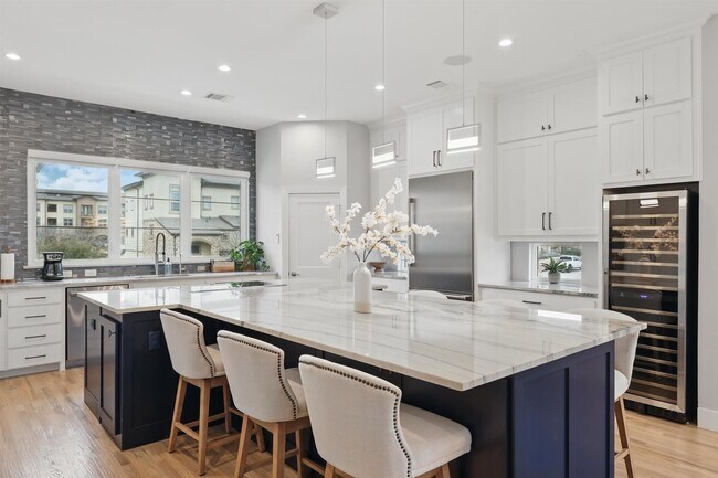Foto del edificio - 428 Northwood Dr