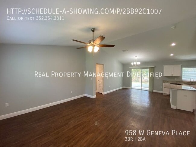 Building Photo - Citrus Springs 3 bedroom 2 bath 2 car gara...