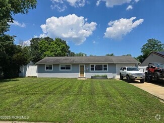 Building Photo - 10 Colgate Dr