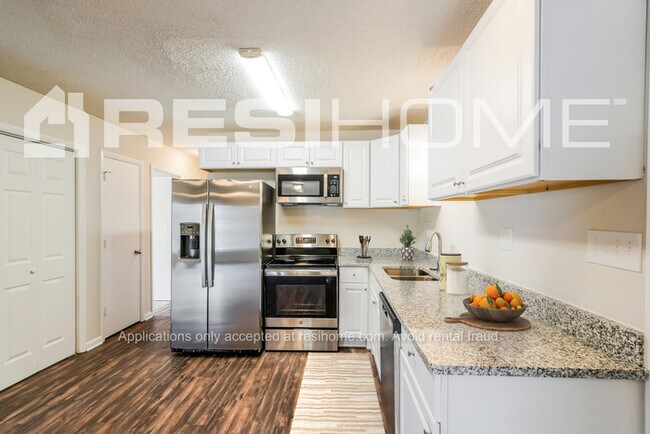 Foto del edificio - 1150 Woodvale Dr