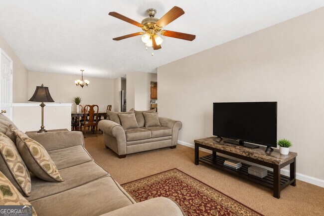Foto del edificio - 12303 Waldrop Pl