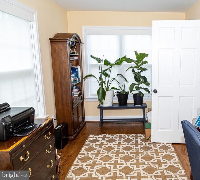 Foto del edificio - 21 N Edison St