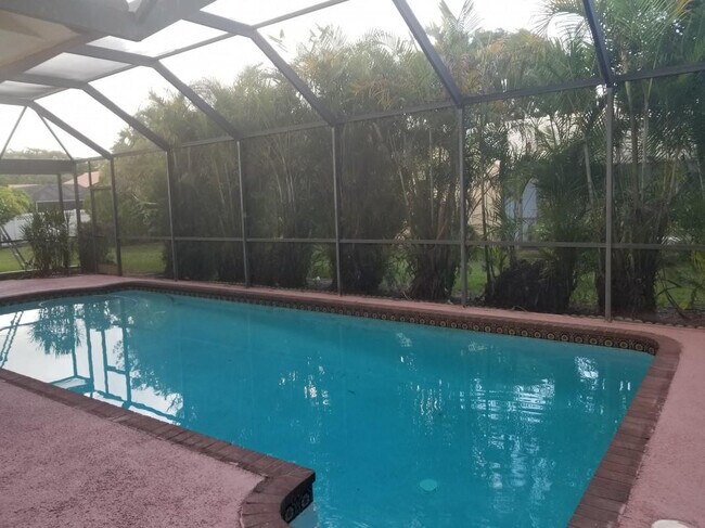 Foto del edificio - 4115 NW 70th Way