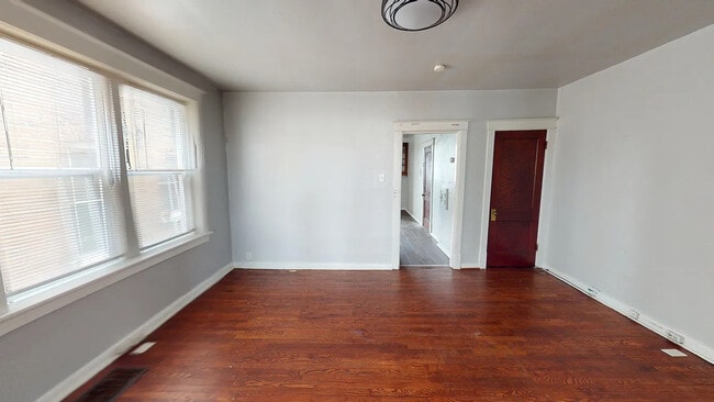 Foto del edificio - 4226 Dewey Ave