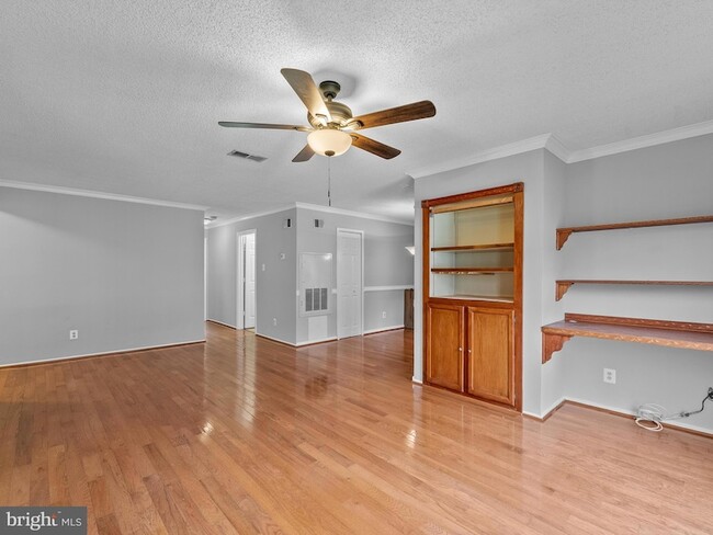 Building Photo - 1109 Huntmaster Terrace NE