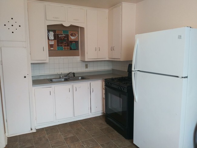 Foto del edificio - 81 N McMasters St