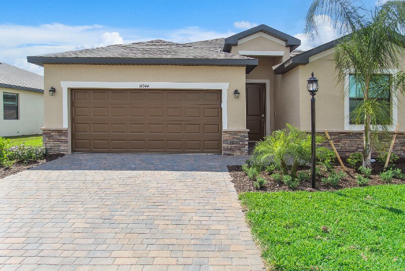 Foto principal - 14848 Portico Blvd