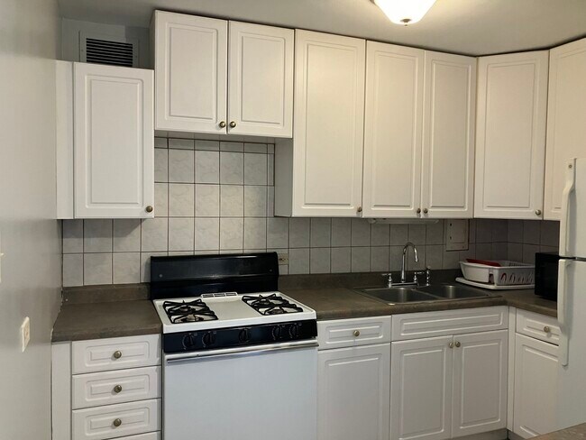 Foto del edificio - 1400 E 55th Pl