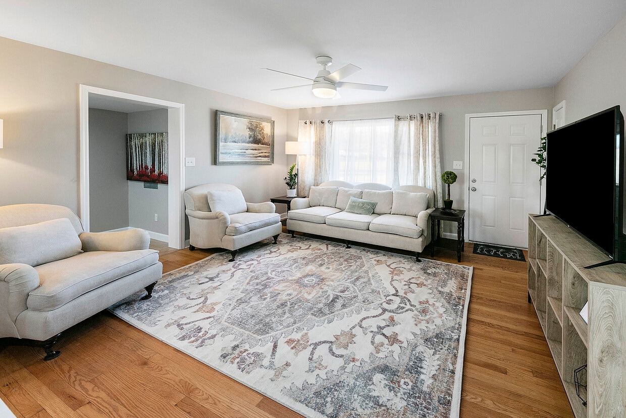 1239 S Old Sevierville Pike, Seymour, TN 37865 House Rental in