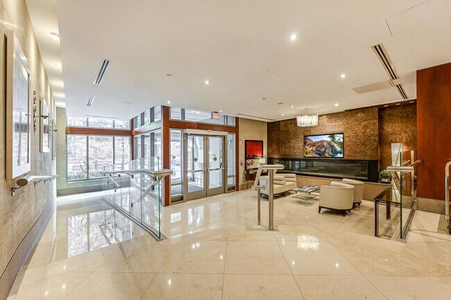Foto del edificio - Penn Quarter 1 Bedroom + Spacious Loft or ...