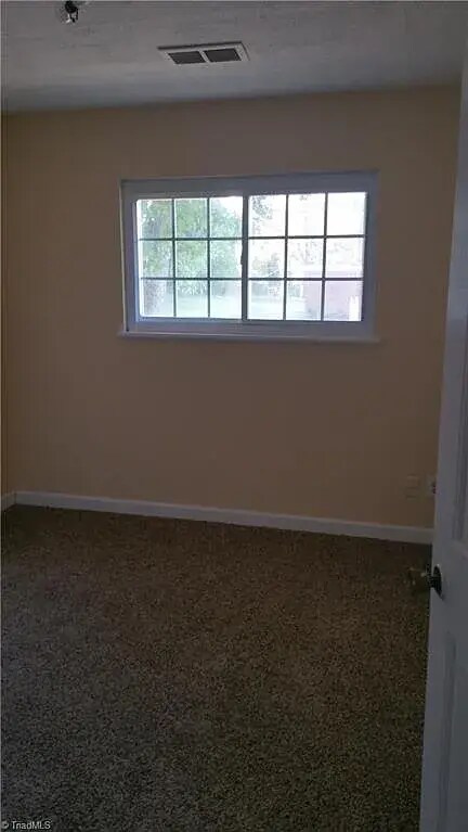 Foto del edificio - 1301 Furlough Ave