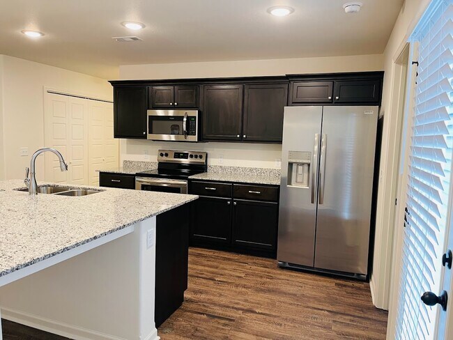 Foto del edificio - 1916 Park Ave