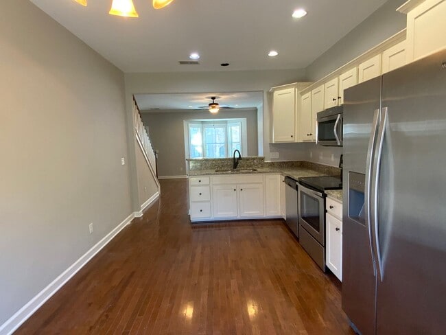 Photo - 2bd 2.5ba Townhome in Germantown/Neuhoff District