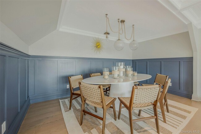 Building Photo - 370 Fishermans Beach Rd