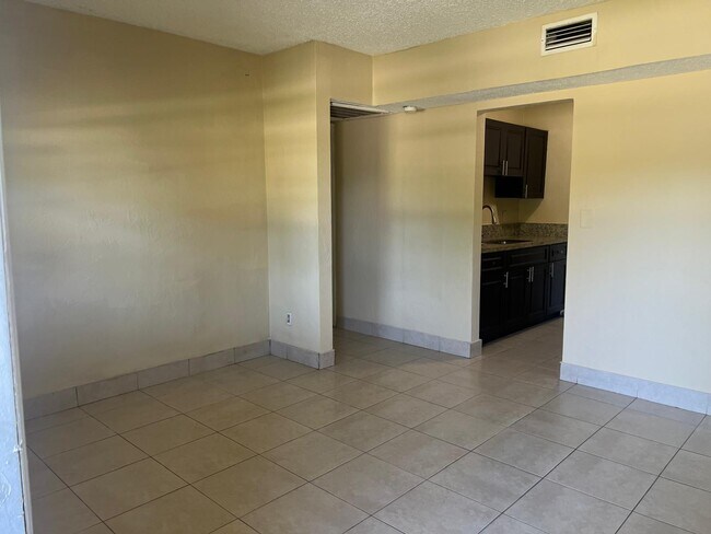 Foto del edificio - 4721 NE 18th Ave