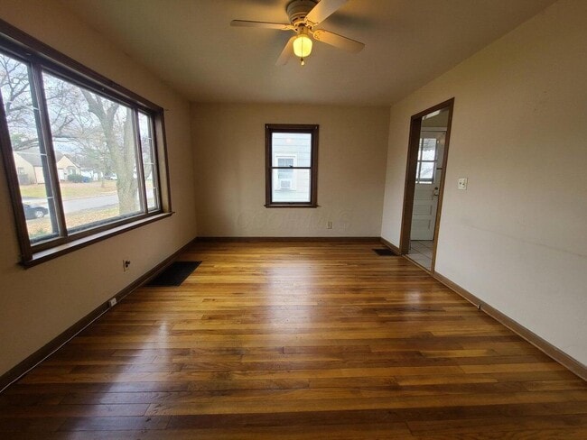 Foto del edificio - 1225 Lenore Ave