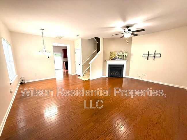 Building Photo - 8452 Big Creek Ct