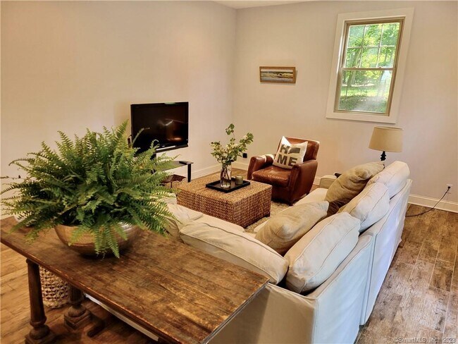 Building Photo - 531 Mill Hill Terrace