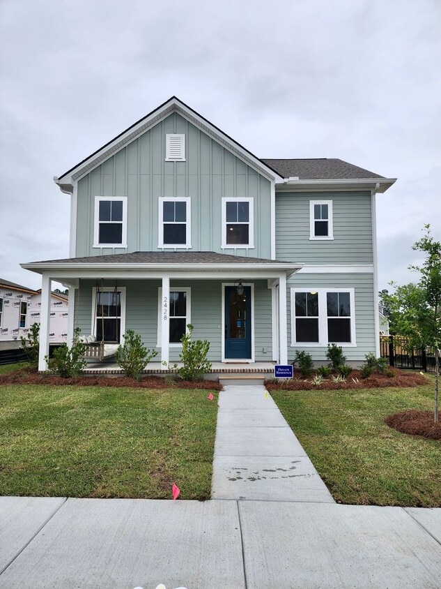 Primary Photo - Gorgeous 4 bedroom home in Point Hope - Ch...