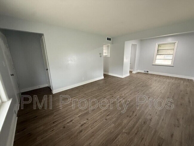 Foto del edificio - 2101 W Fairmount Ave