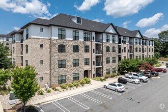 Building Photo - West Edge