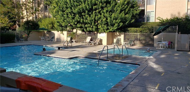 Building Photo - 8213 Raintree Cir