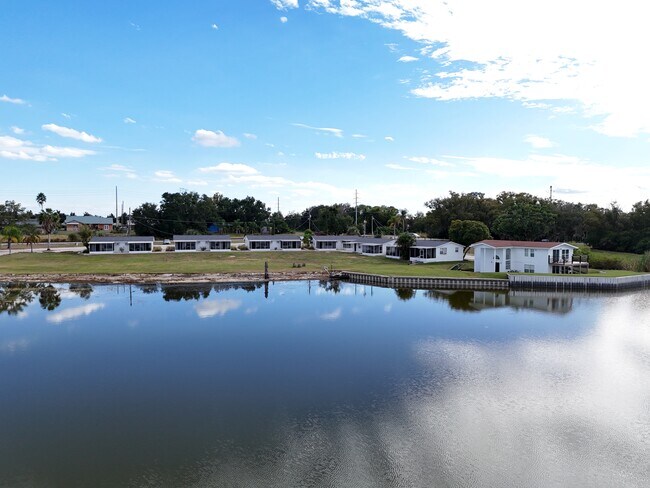 Foto del edificio - 1221 W Pierce St