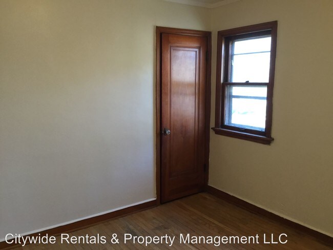 Building Photo - 3348 N 39th St