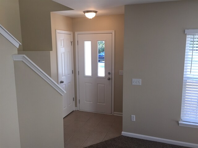 Building Photo - 76 Hidden Lakes Cir