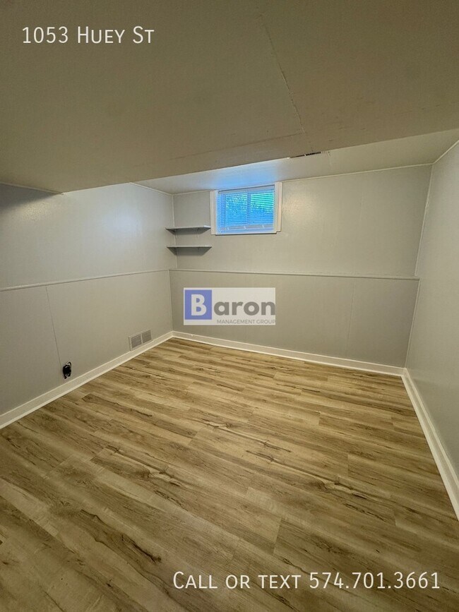 Foto del edificio - 1053 Huey St