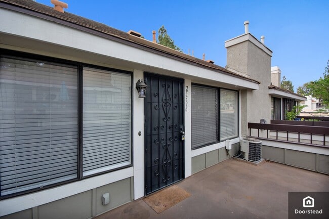 Building Photo - 25596 Mont Pointe