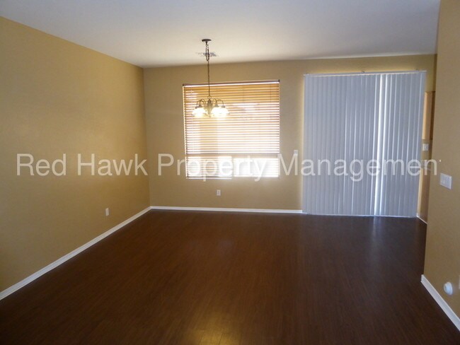 Building Photo - 11402 W Cocopah St