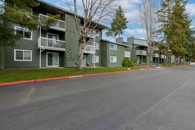 Building Photo - Evergreen Grove