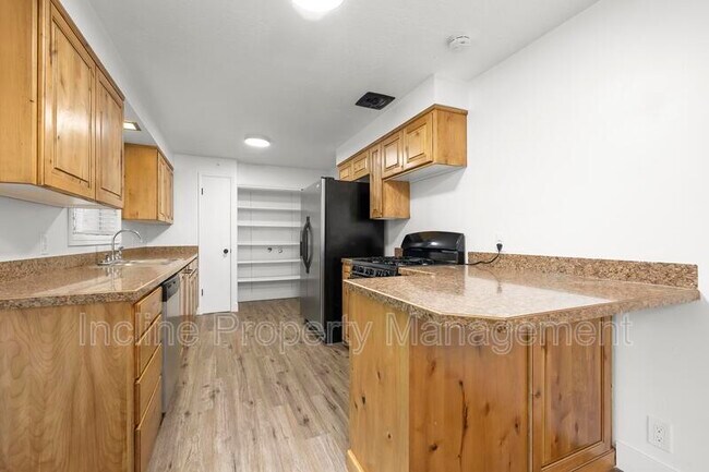 Building Photo - 549 N 600 E