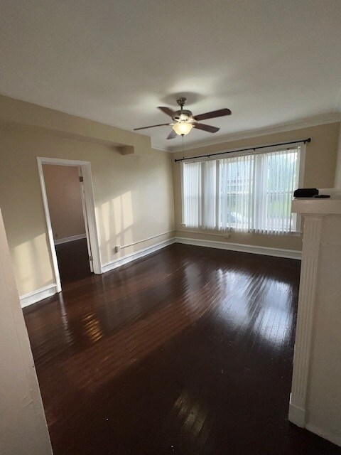 Building Photo - 5703 S Emerald Ave