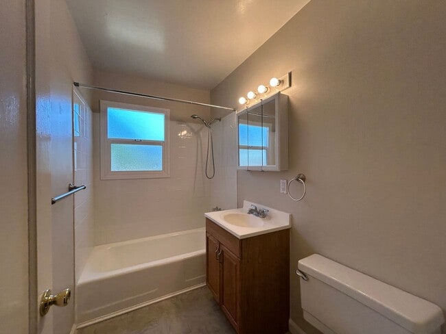 Building Photo - Holiday Price Drop ~ Call for Lease Signing Bonus!  Charming Single Story 2-Bedroom Home in Manga...