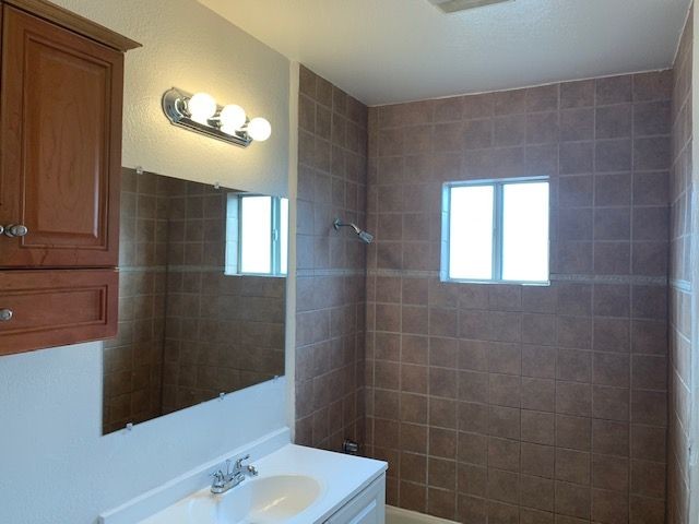 Foto del edificio - 2425 W Cameron St