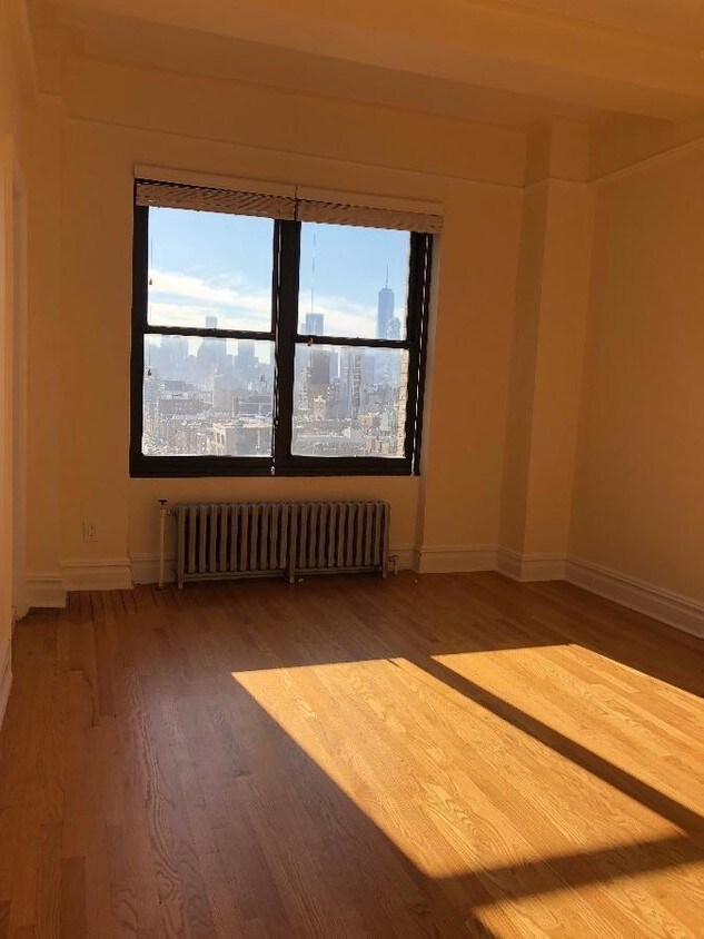 Primary Photo - 166 2nd Ave