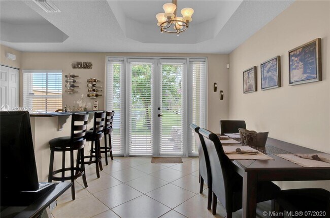 Foto del edificio - 14383 SW 9th Ct 14383 Pembroke Pines Fl 33027