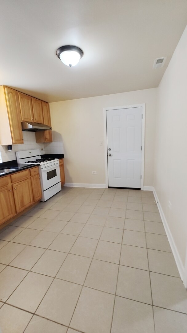 Building Photo - 4201 S Albany Ave