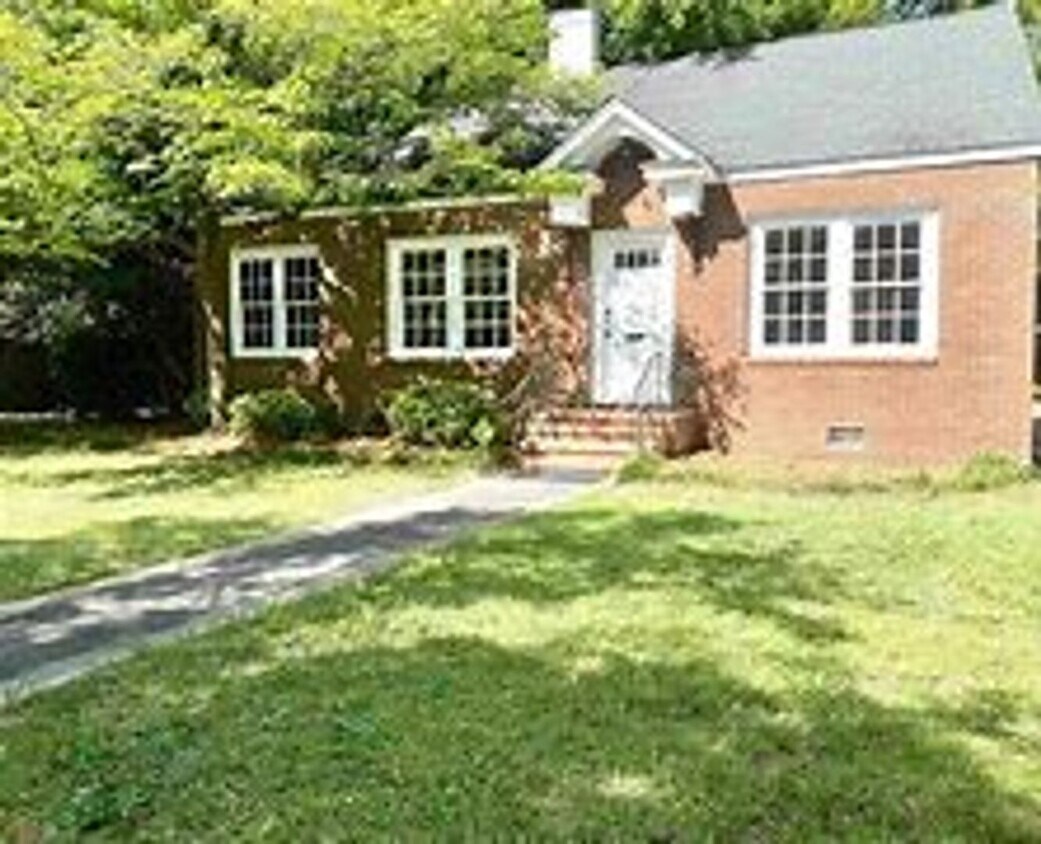 208 N Calhoun St, Dublin, GA 31021 House Rental in Dublin, GA